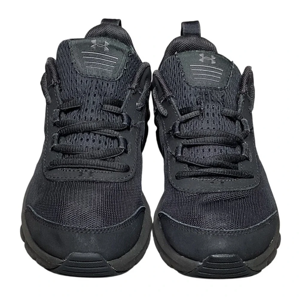 Under Armour Assert 8 Sneaker Kids 4Y Black Good Condition Running Shoes 3022100